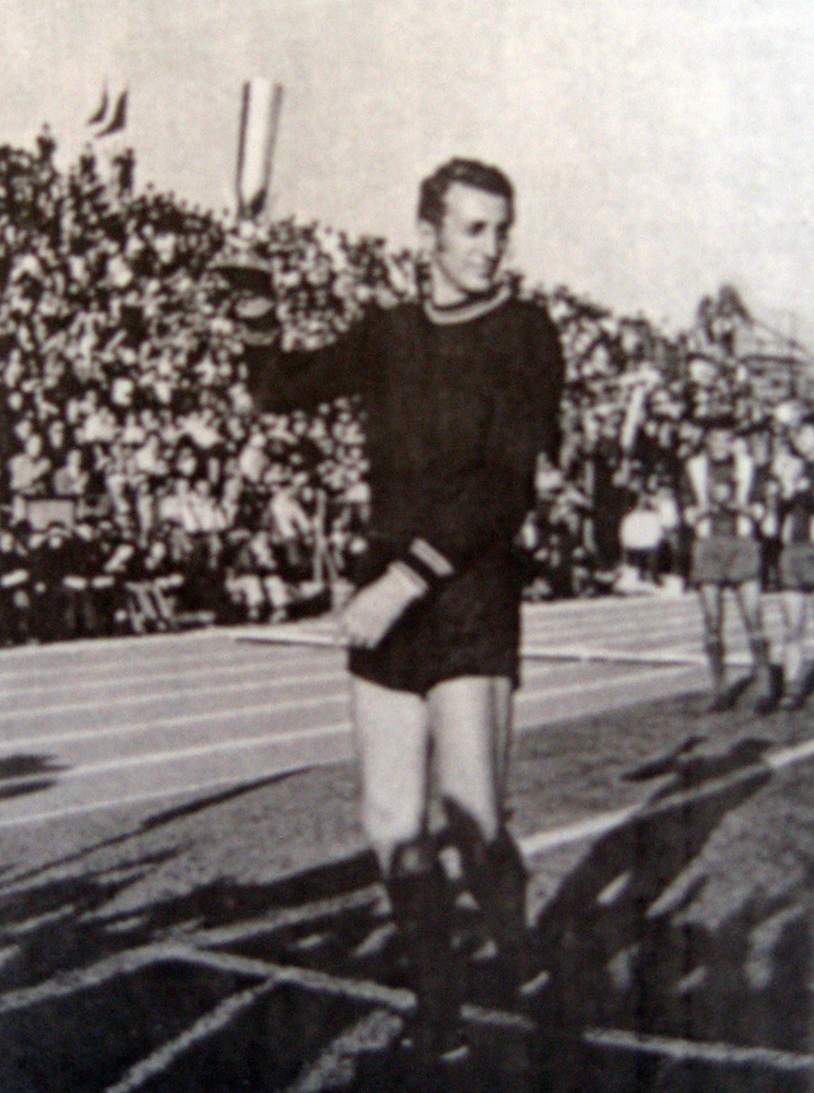 0-325949-6.jpg 0-325949-6.jpg