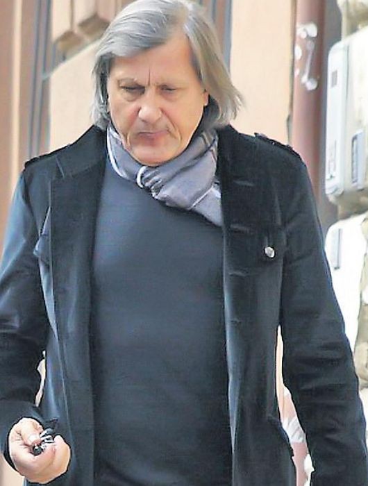 0-327272-ilie_nastase.jpg