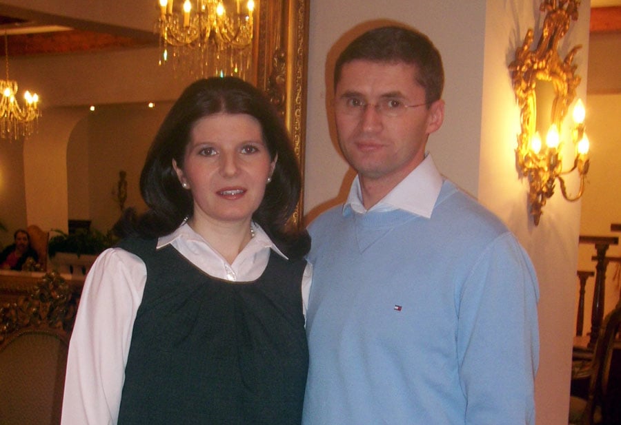 0-327474-monica_iacob_ridzi.jpg