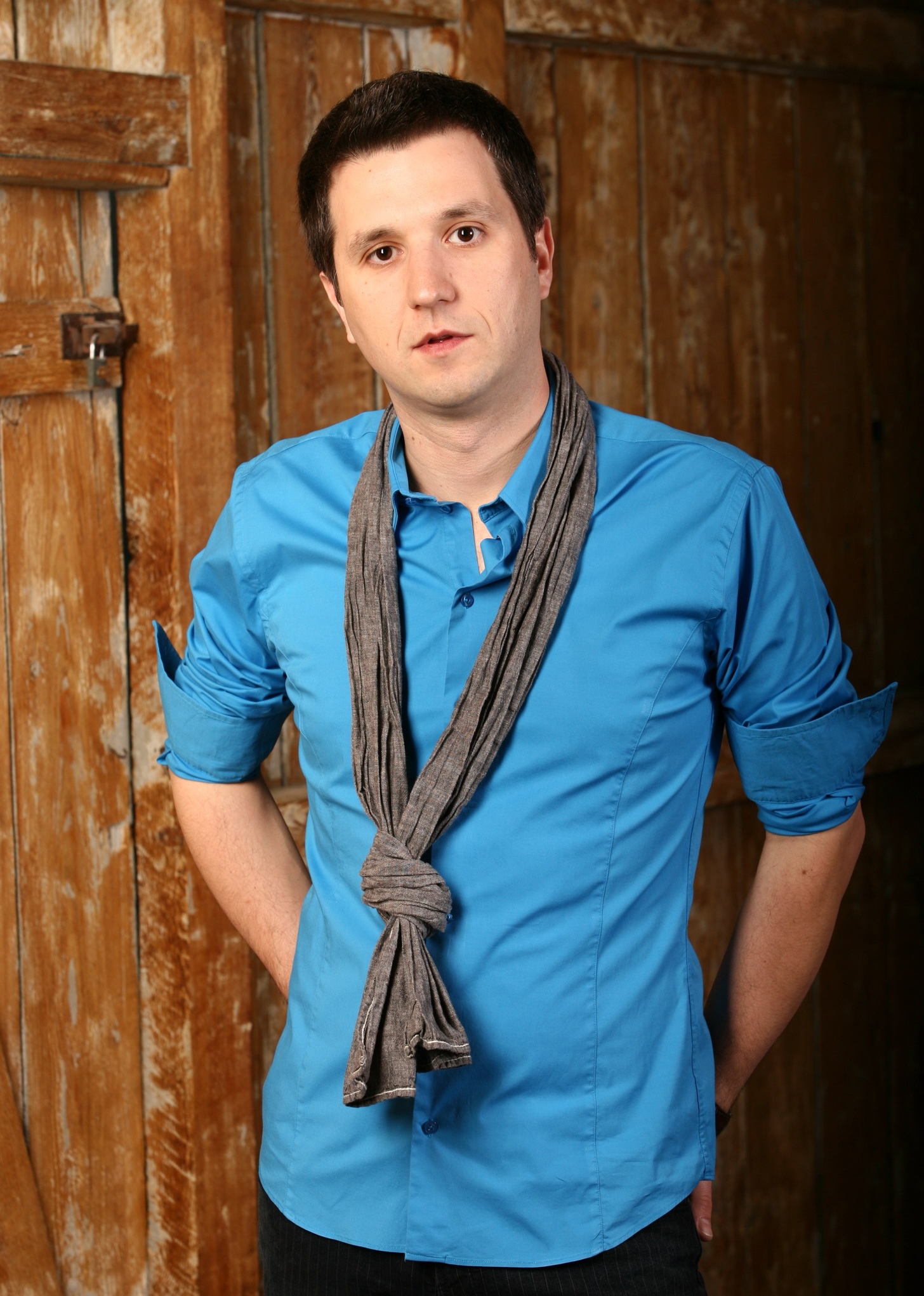 0-329363-andimoisescu.jpg