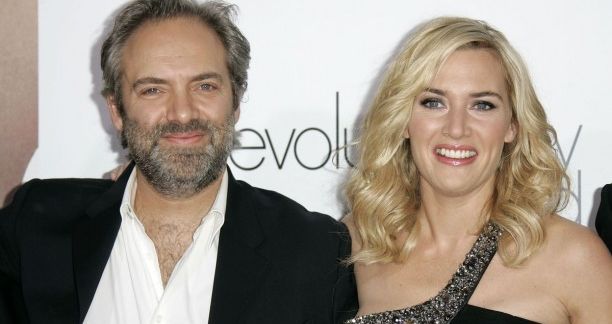 4631-317961-katewinsletiregizorulsammendes.jpg