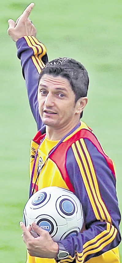 4653-325541-lucescu.jpg