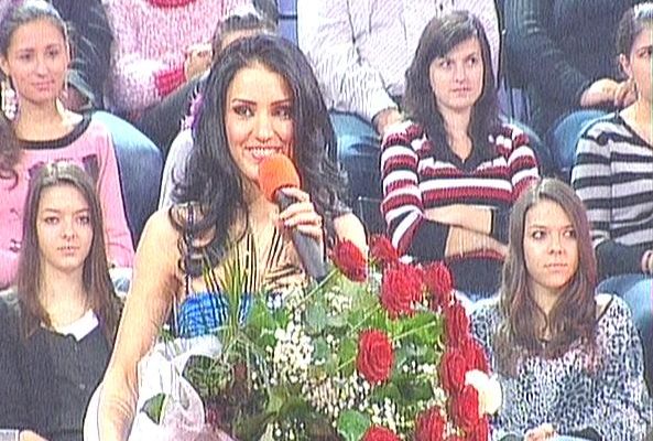 0-330069-adelina_buchet_flori.jpg