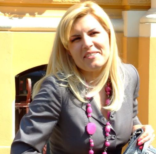 0-331130-elena_udrea.jpg