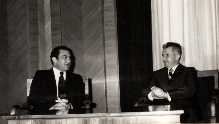 0-332701-mubarakceausescu28.04.1977.jpg