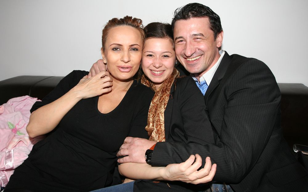 0-333349-daniela_george_tal.jpg