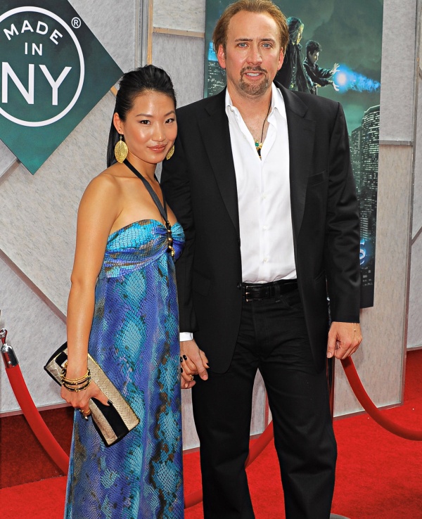 0-335047-nicolas_cage_alice_kim.jpg