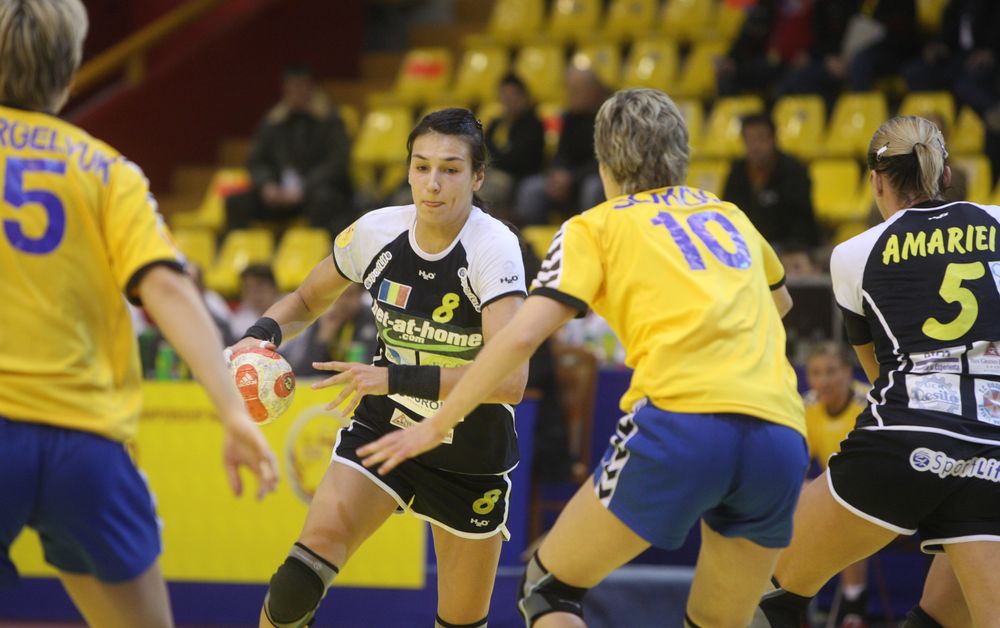 0-337611-cristina_neagu.jpg