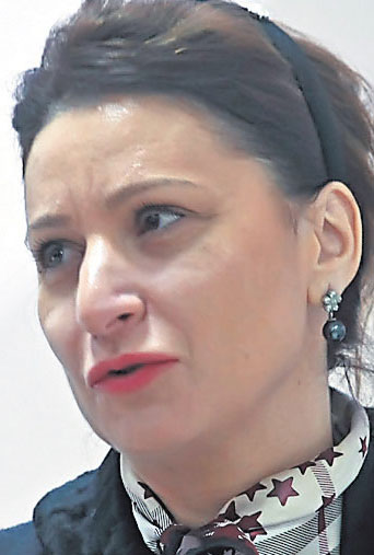 4620-315302-sorina_placinta_i.jpg