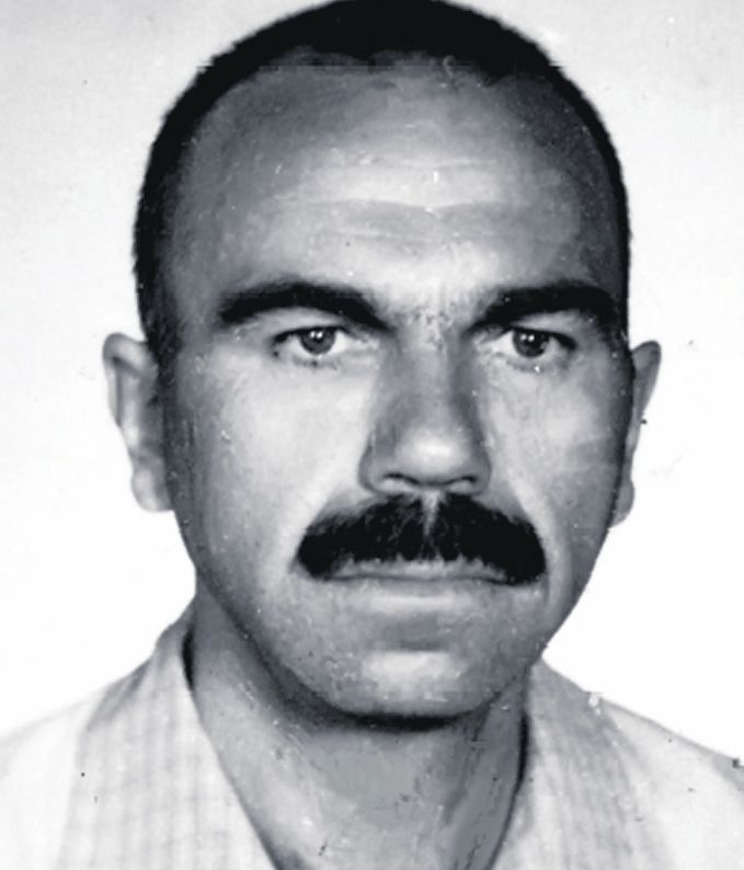 4668-330147-mustata.jpg