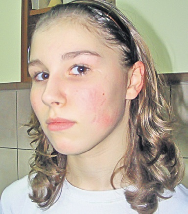 4669-330682-fata1.jpg