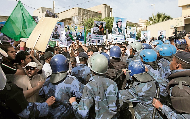 4678-333602-10libia.jpg
