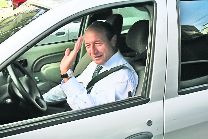 4686-336074-traian_basescu.jpg