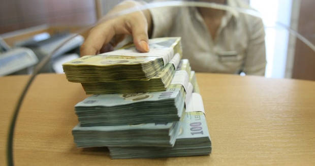 Bucureştenii sunt cei mai bogaţi români