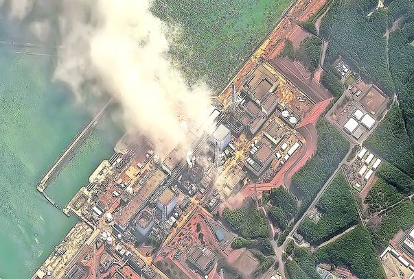 La centrala de la Fukushima au avut loc mai multe explozii