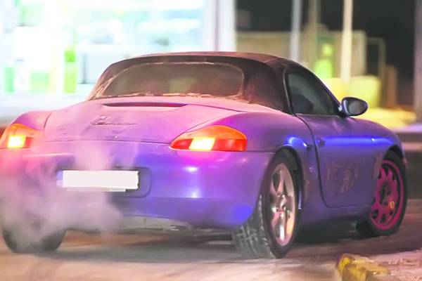 Trăistariu şi-a luat la şuturi maşina de fiţe