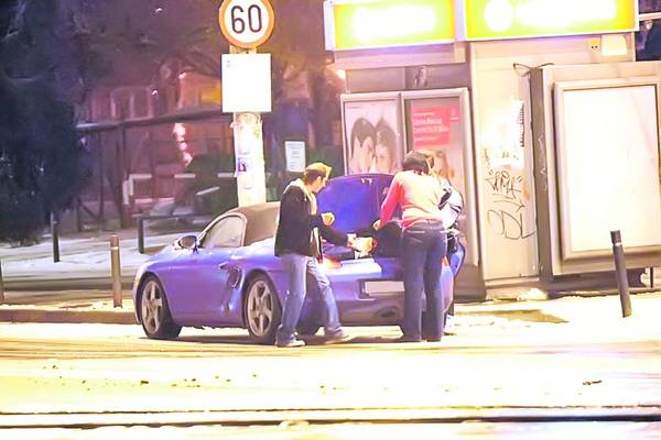 Trăistariu şi-a luat la şuturi maşina de fiţe