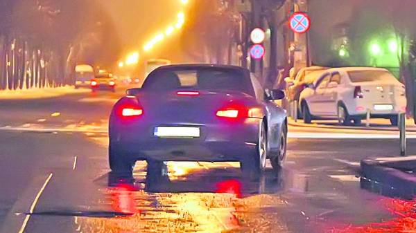 Trăistariu şi-a luat la şuturi maşina de fiţe