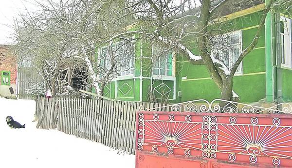 Aceasta este casa din Scrădoasa a lui Mili Niţu, în care a copilărit Marinela, actuala soţie a lui Miron Cozma