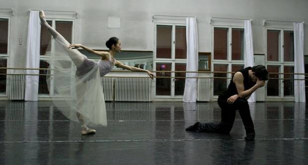 Balerina japoneză Kokoro Umemoto Balerina japoneză Kokoro Umemoto e fan Alina Cojocaru