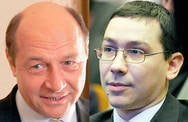 Traian Băsescu (stânga) și Victor Ponta (dreapta)