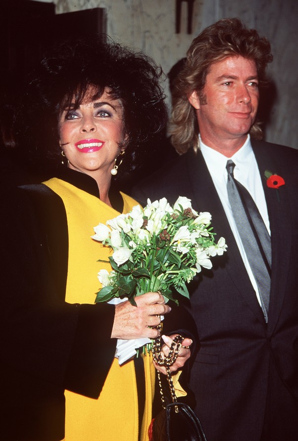 Liz Taylor a fost căsătorită de opt ori