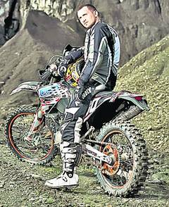 Dani a pus-o pe Cecilia să 