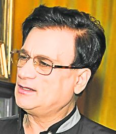 Ionuţ, nu-ţi lăsa bunica singură!