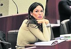 Silvio Berluscon: «Ce bune sunt româncele!»