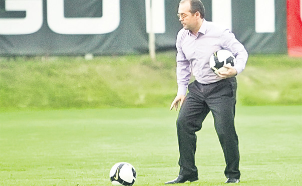 Fotbalistul Traian Băsescu