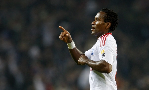 Ei au schimbat mingea de fotbal cu Biblia