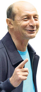 Proteste la Berlin şi la Paris: «Băsescu-Dracula, ucigaşul maidanezilor»