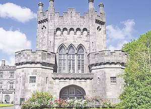 Bote petrece Paştele la castel, alături de Bianca