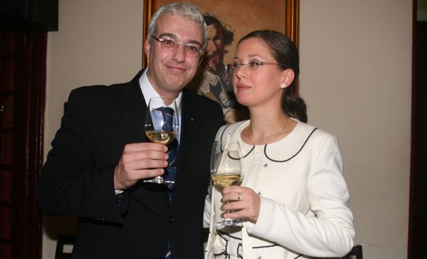 Bărbați celebri care și-au părăsit nevestele pentru amante