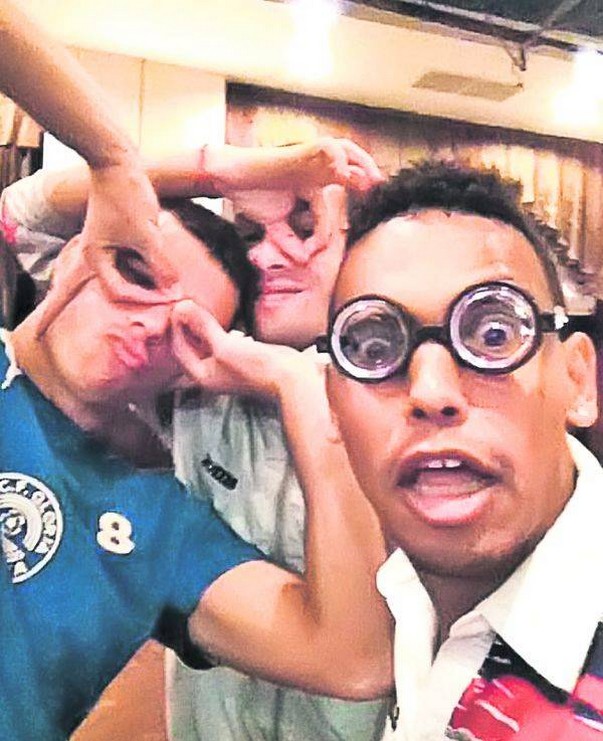 Jucătorii fac poze trăsnite