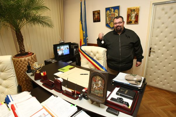 Uite cum arată birourile primarilor din Capitală și Ilfov!