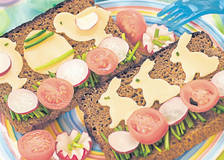 Găteşte iepure în loc de miel, fă drob din pui şi dulciuri în formă de ouă