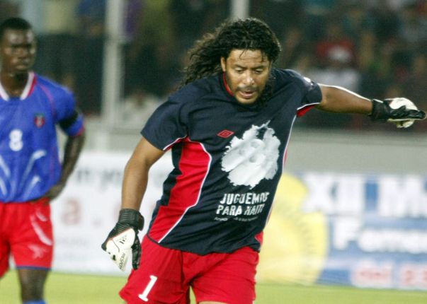 Adrian Mutu este titular în «echipa drogaţilor»!  