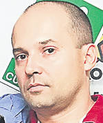 Leo de la Strehaia scrie o carte despre aventurile sale amoroase