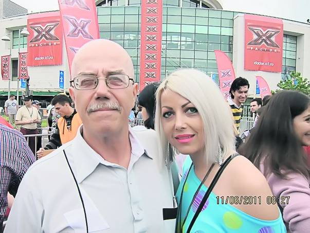 George, tatăl Irinei Pavlenco, a cântat, în tinereţe, în mai multe trupe