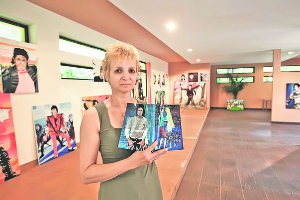 Domnica și cartea ei despre Michael