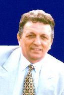 Un membru CNA a pus un pistol pe masă în timpul unei şedinţe