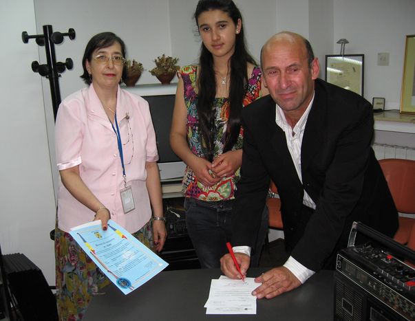 Un inventator român susține că a inventat un microfon mai bun decât cel al lui Marcel Pavel