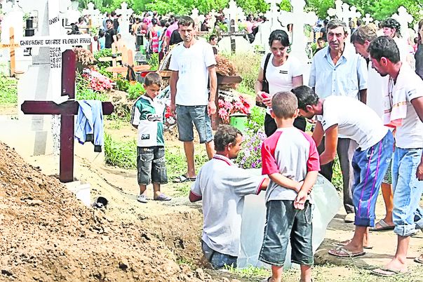 Bebelușul ucis a fost înmormântat în cimitirul din comuna Pantelimon, Ilfov