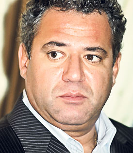 O pasageră aflată în aeronava TAROM ne povesteşte clipele de coşmar prin care a trecut: «Pilotul ne-a salvat viaţa»