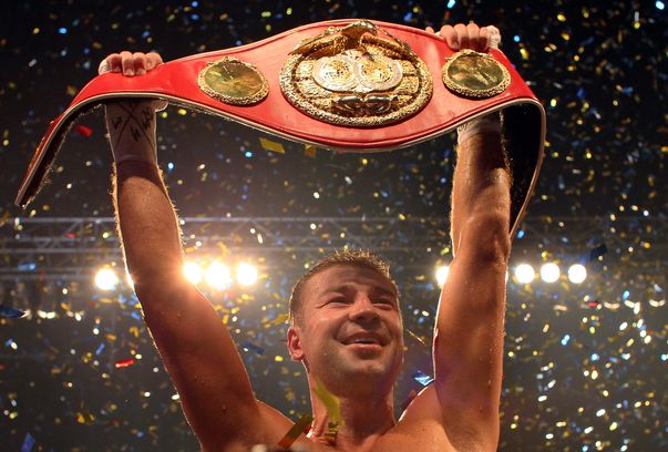 Lucian Bute Andreea Raicu, impresionată de Lucian Bute: "Felicitări și mulțumim, campionule!"