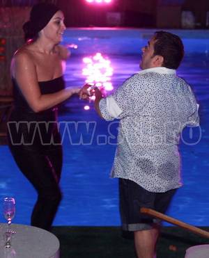Adi Minune dansează și amanta sa