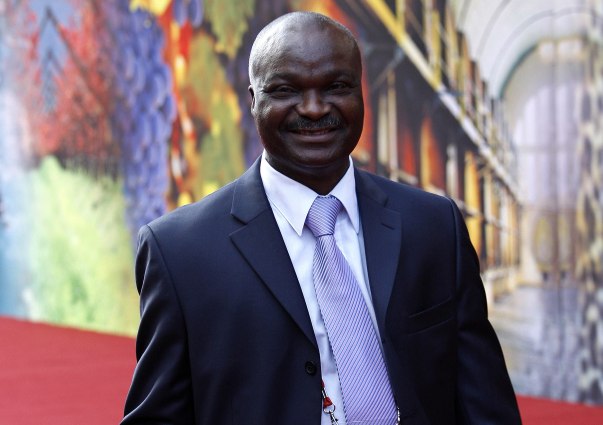 Dorinel Munteanu "a prins" echipa celor mai cunoscuţi fotbalişti "maratonişti"!