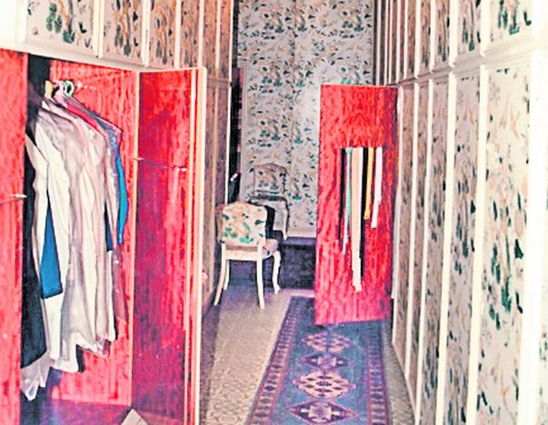 Așa arăta garderoba Ceaușeștilor