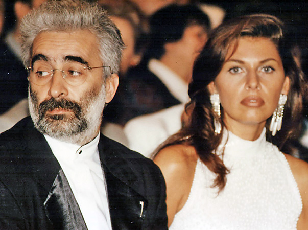 Janine arată perfect la 44 de ani